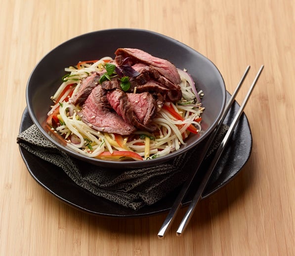 Green papaya thai-style salad with flank steak